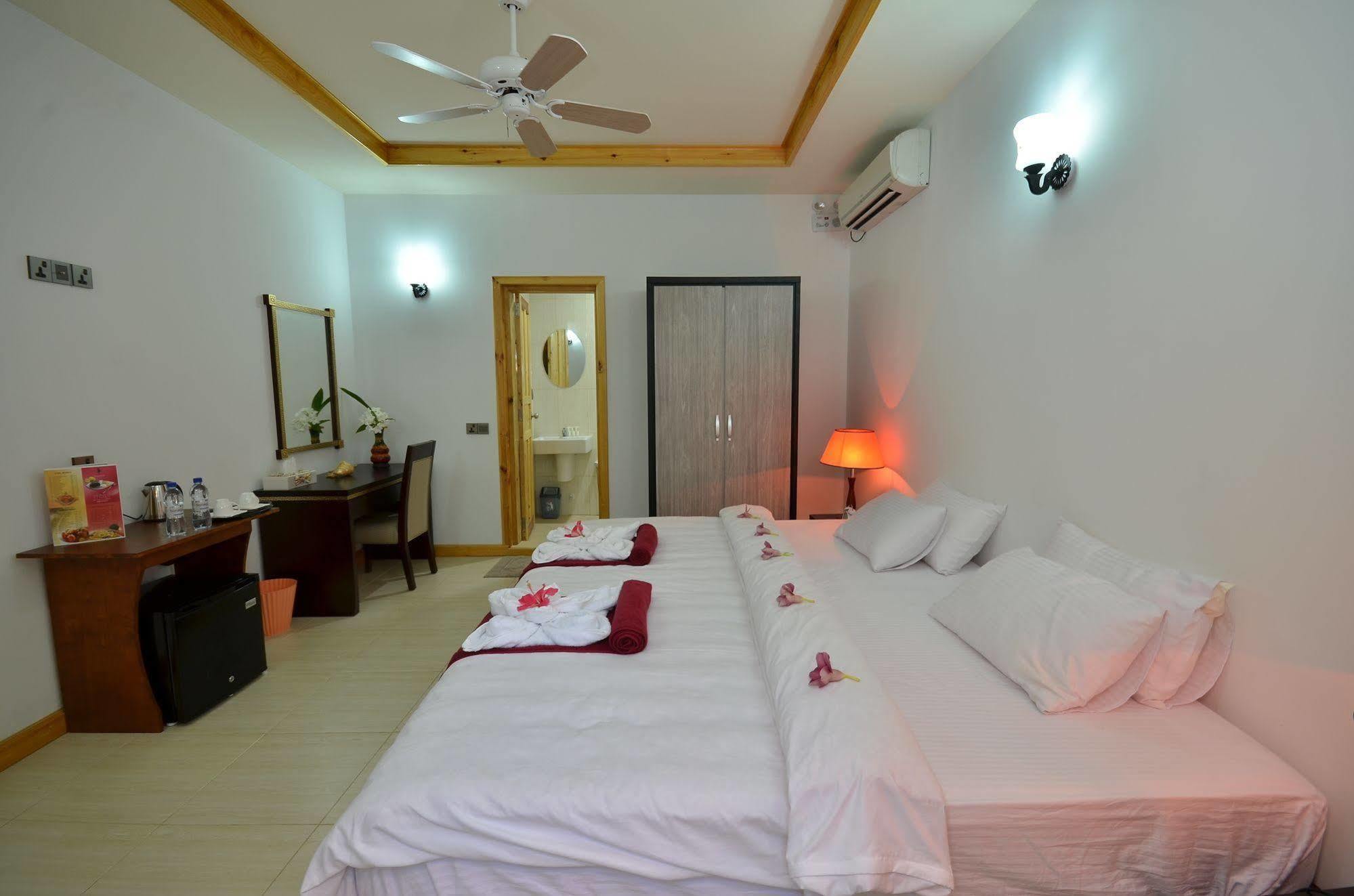 Athiri Inn Ukulhas Kültér fotó